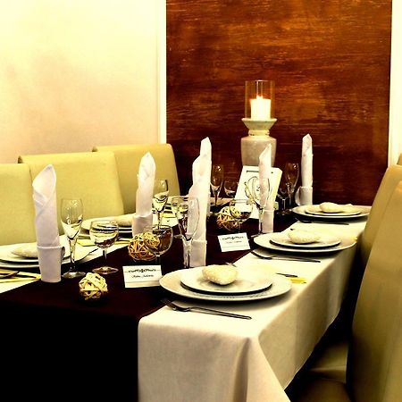 Imperium - Hotel Restauracja Firlej Εξωτερικό φωτογραφία