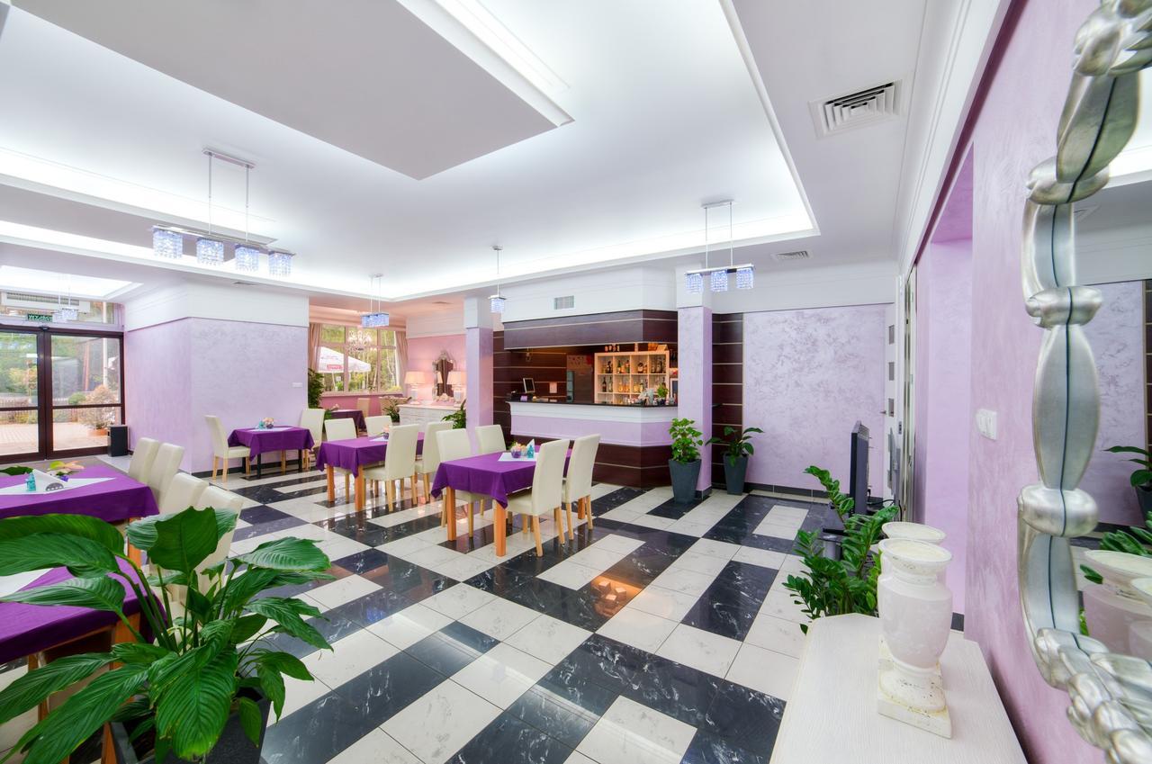 Imperium - Hotel Restauracja Firlej Εξωτερικό φωτογραφία