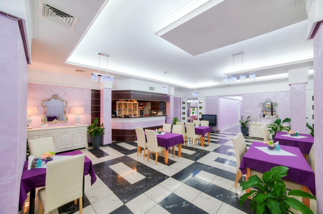 Imperium - Hotel Restauracja Firlej Εξωτερικό φωτογραφία