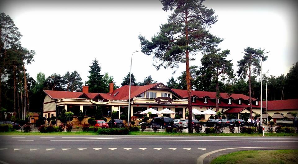 Imperium - Hotel Restauracja Firlej Εξωτερικό φωτογραφία